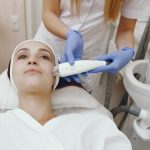 Ультразвук в косметологии: как работает SMAS-лифтинг и его преимущества